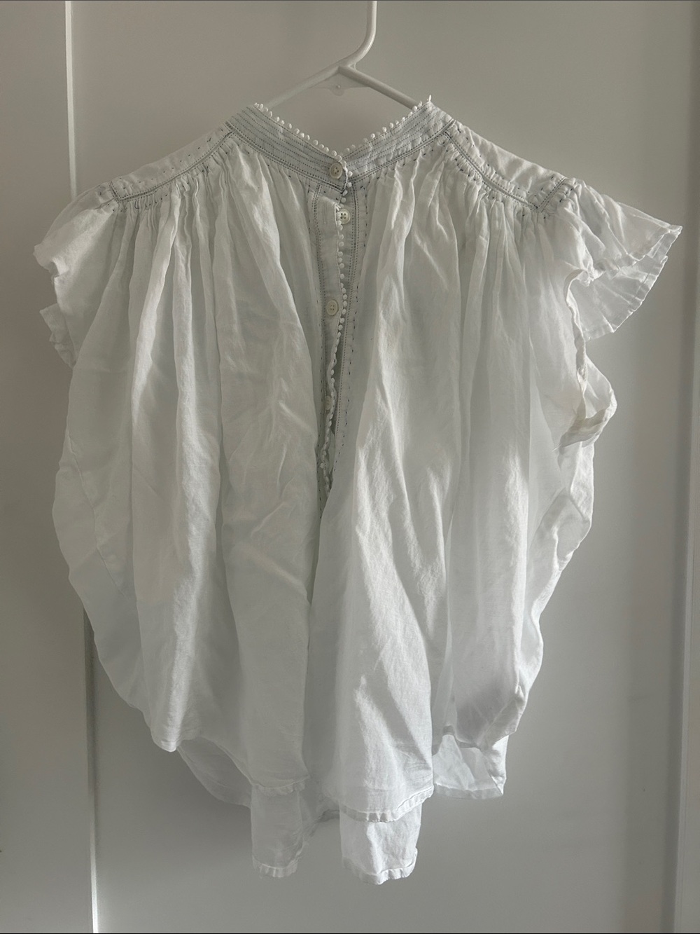 Madewell White Flutter Sleeve Button-Up Blouse with light blue stitching detail